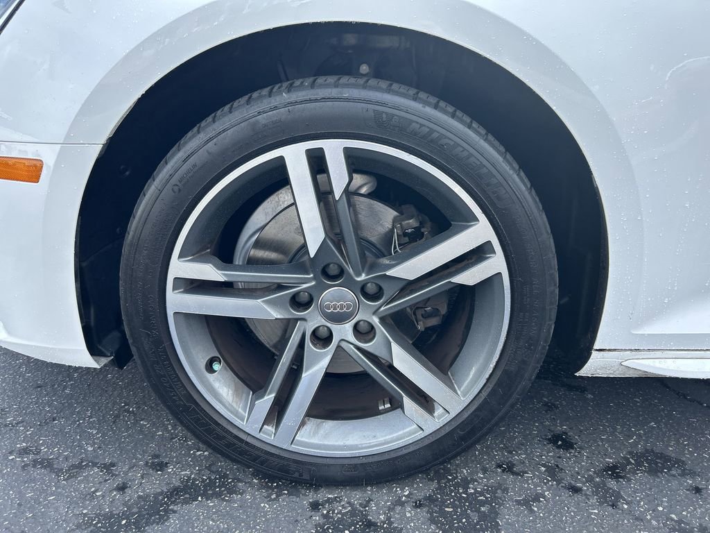Used 2018 Audi A4 2.0T Ultra Premium Plus w/ Premium Plus Package FWD image 10