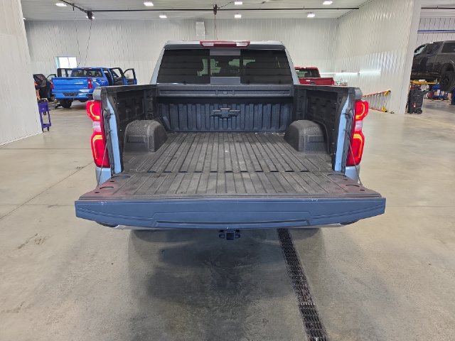 Used 2025 Chevrolet Silverado 1500 LTZ w/ LTZ Convenience Package II AWD/4WD image 27