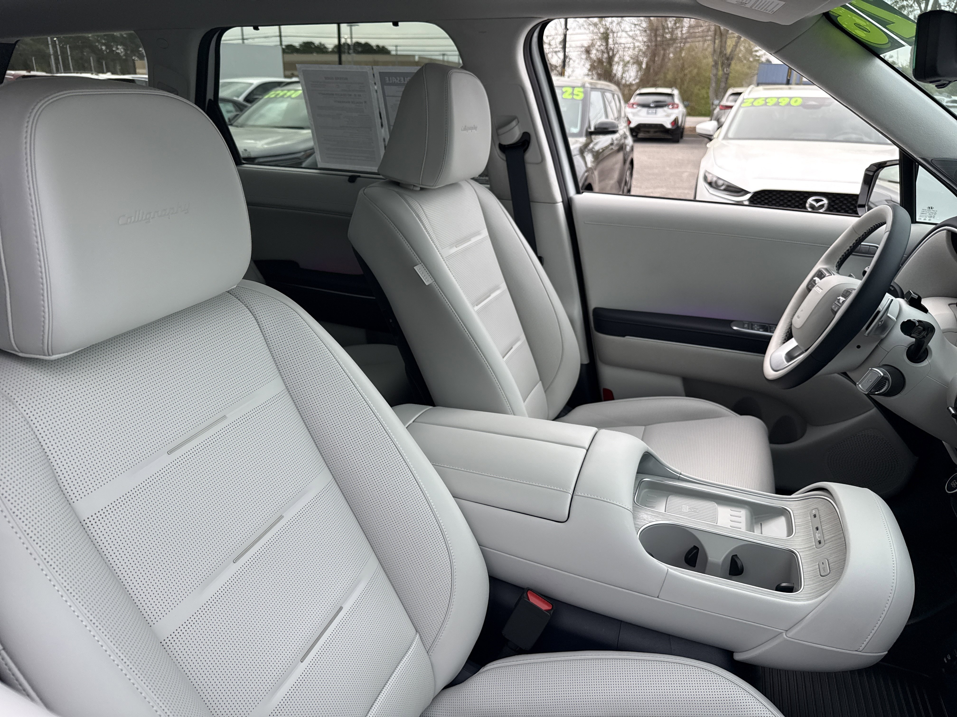 Used 2026 Hyundai Palisade Calligraphy image 13