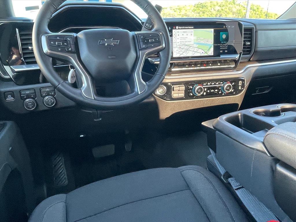 Used 2026 Chevrolet Silverado 1500 RST AWD/4WD image 10