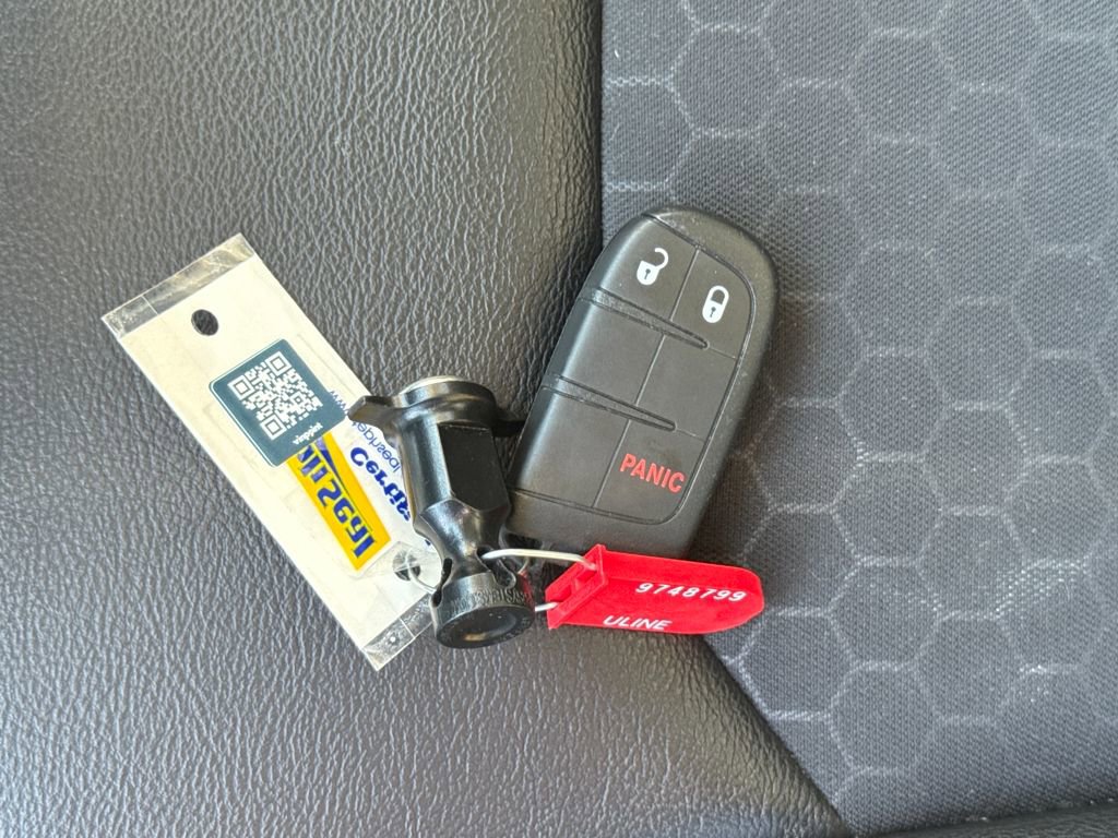 Used 2019 Jeep Compass Latitude image 29