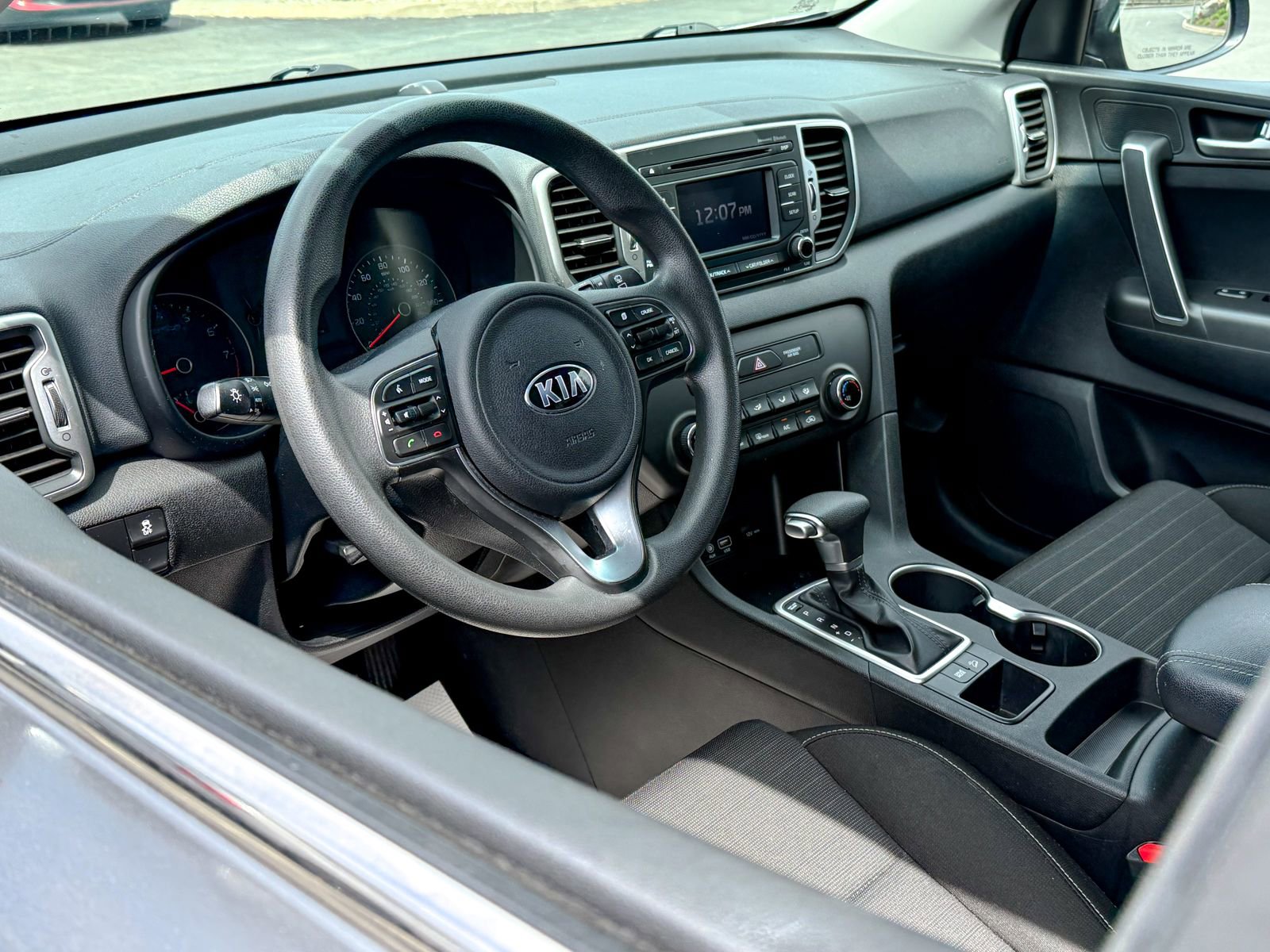 Used 2018 Kia Sportage LX FWD image 15