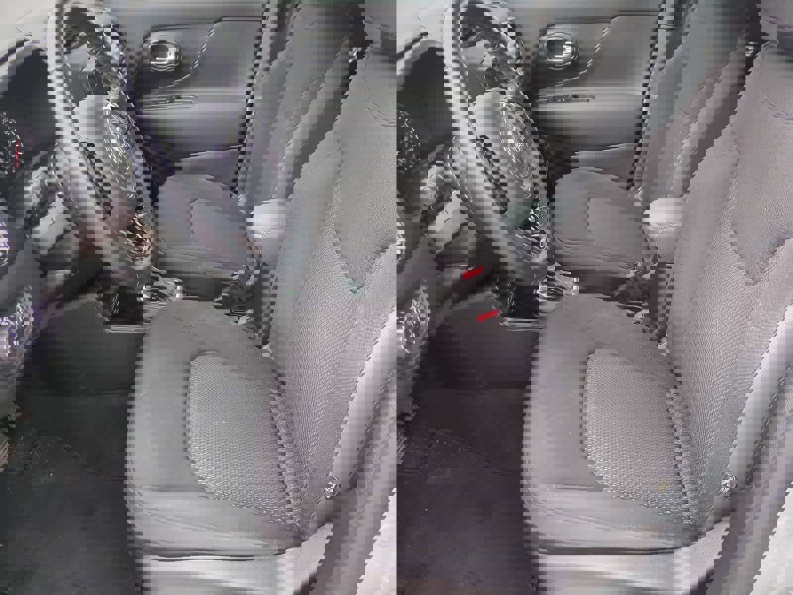 Used 2020 Jeep Renegade Altitude w/ UConnect 8.4 Nav Group image 17