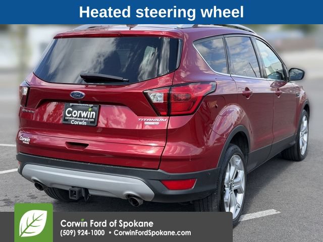 Used 2019 Ford Escape Titanium AWD/4WD image 16