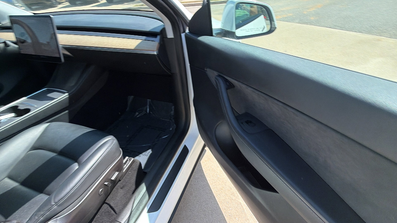 Used 2021 Tesla Model Y Long Range image 20