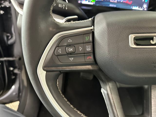 Used 2023 Jeep Grand Cherokee 4WD 4xe image 15