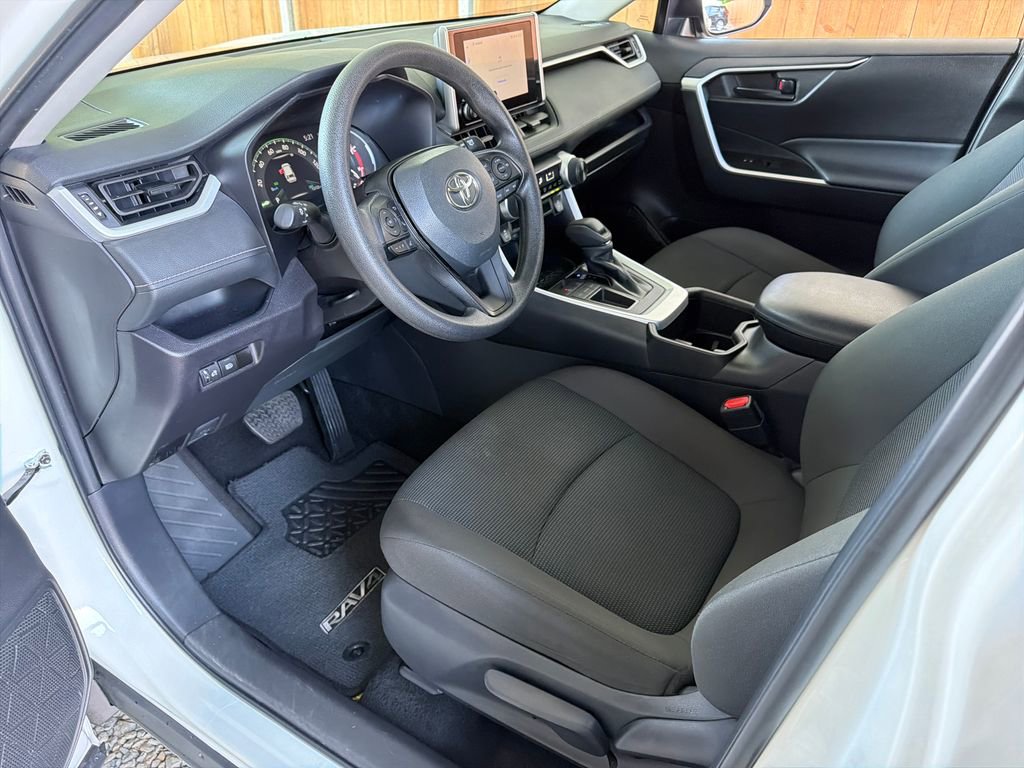Used 2025 Toyota RAV4 LE FWD image 2