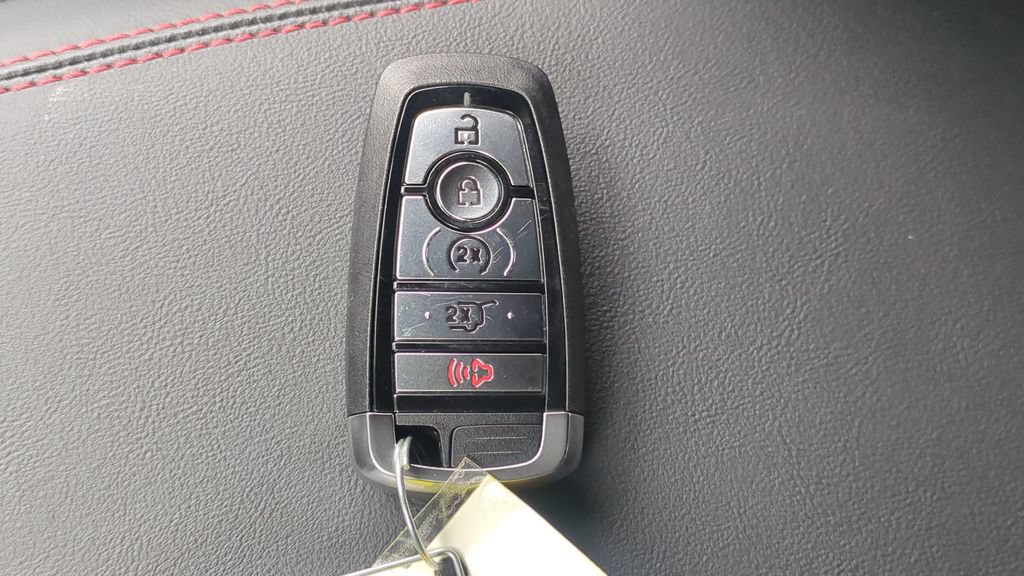 Used 2025 Ford Explorer ST RWD image 28