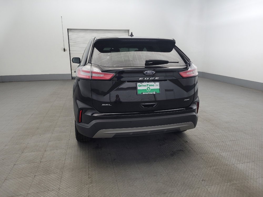 Used 2024 Ford Edge SEL image 6