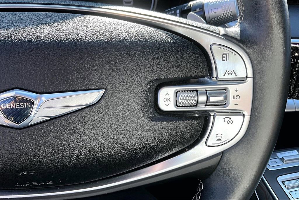 Used 2023 Genesis GV70 2.5T w/ Advanced Package image 29