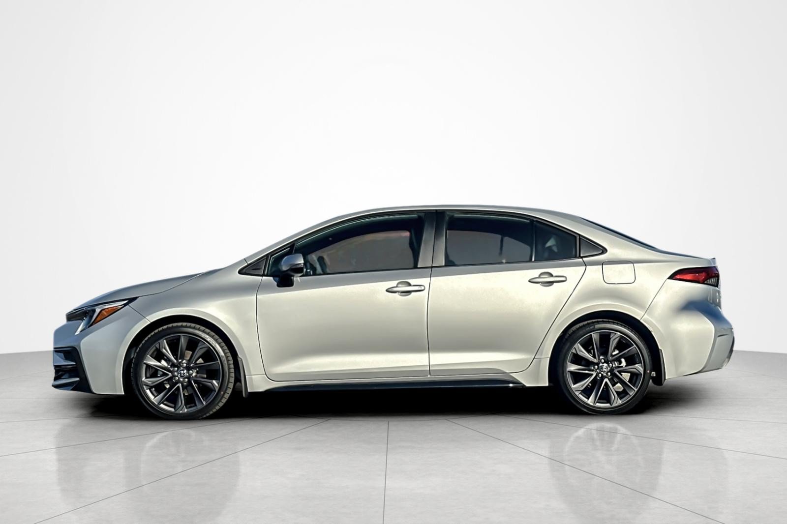 New 2026 Toyota Corolla XSE FWD image 2