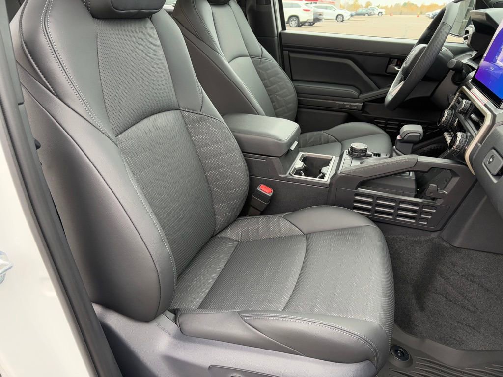New 2025 Toyota Tacoma TRD Sport AWD/4WD image 12