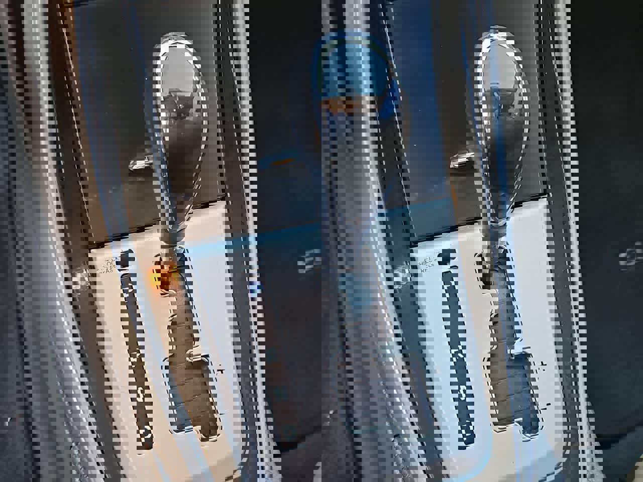 Used 2012 Hyundai Elantra Limited w/ Technology Pkg 5 image 32