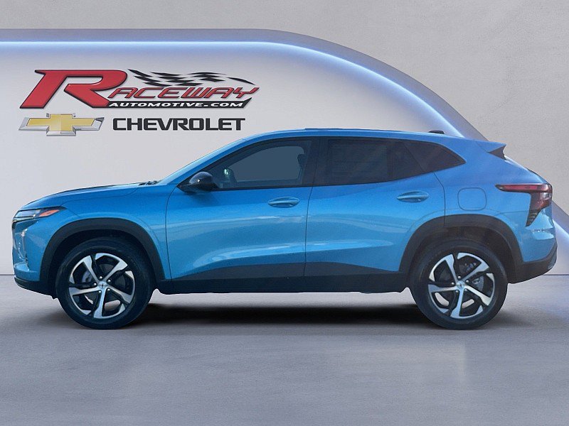 New 2026 Chevrolet Trax RS image 2