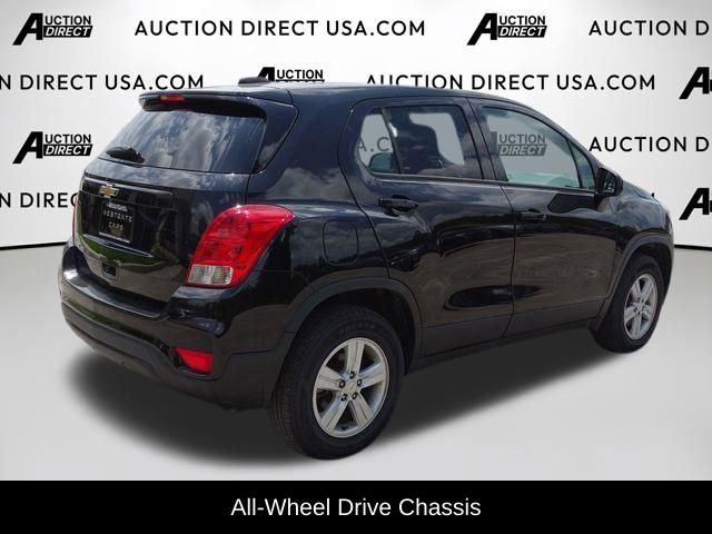 Used 2020 Chevrolet Trax LS w/ Tint and Cruise Package image 14