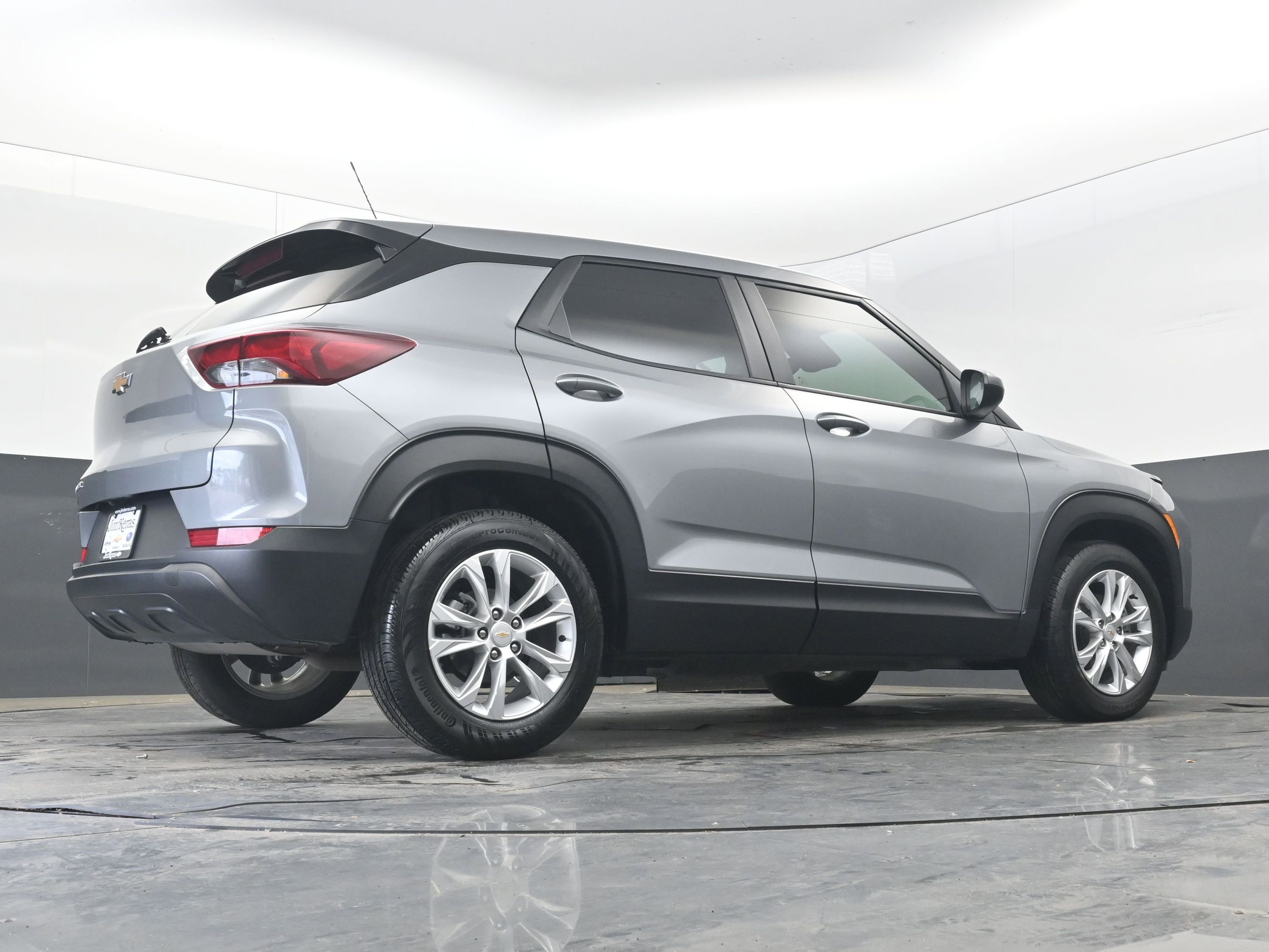Used 2023 Chevrolet TrailBlazer LS FWD image 30