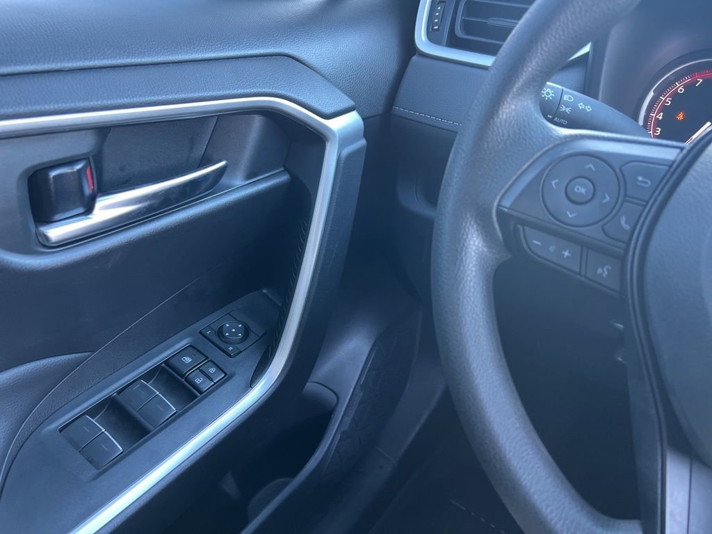 Used 2023 Toyota RAV4 XLE image 18