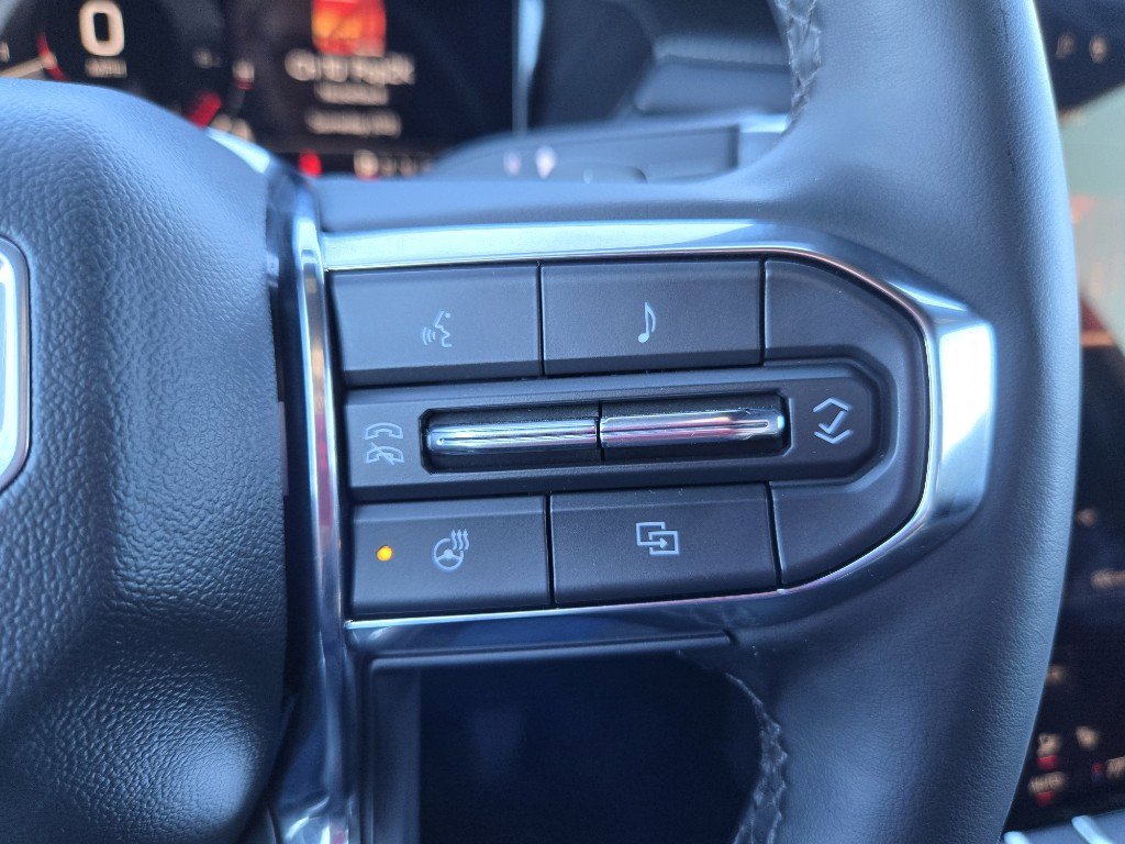 Used 2025 GMC Acadia Elevation AWD/4WD image 14