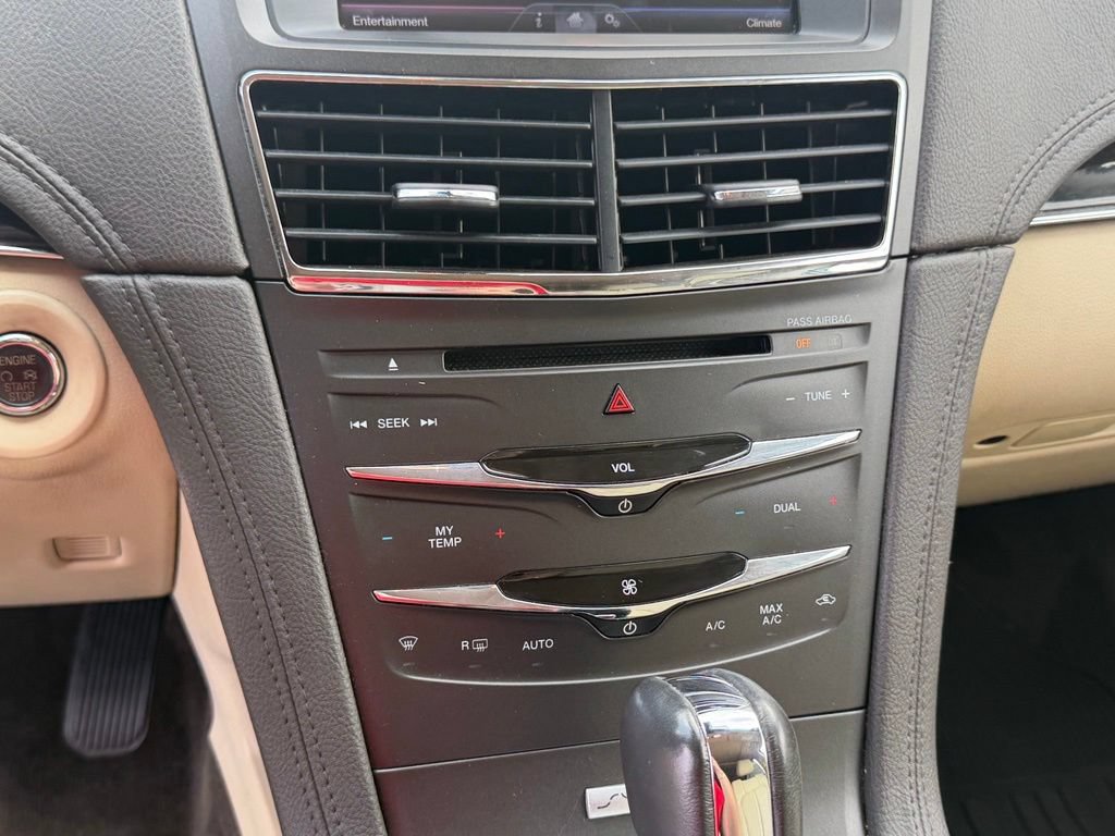 Used 2015 Lincoln MKT AWD w/ Equipment Group 201A image 24