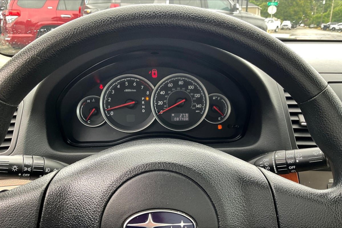 Used 2006 Subaru Outback 2.5i AWD/4WD image 13