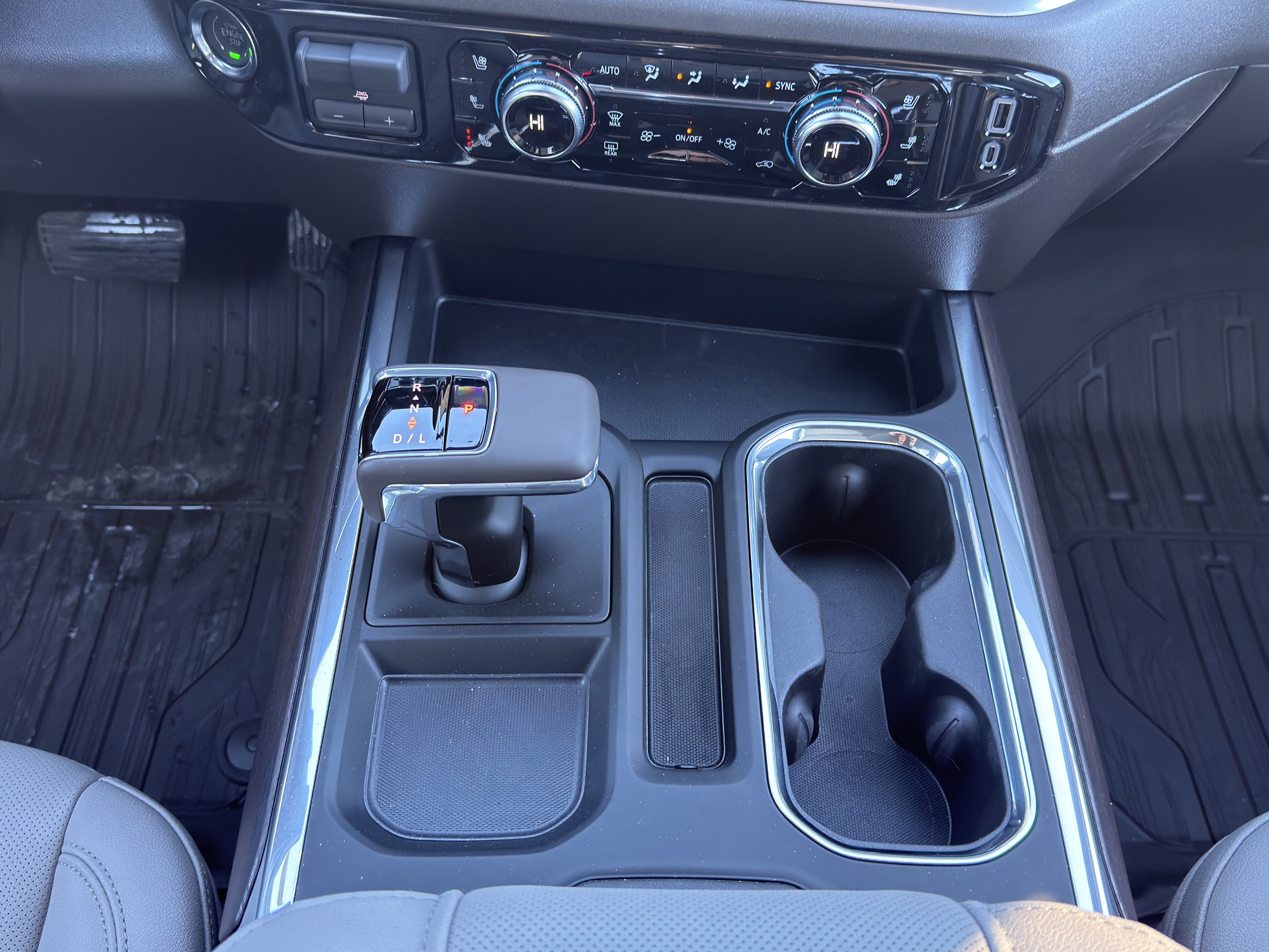 New 2026 GMC Sierra 1500 SLT w/ SLT Premium Plus Package image 35