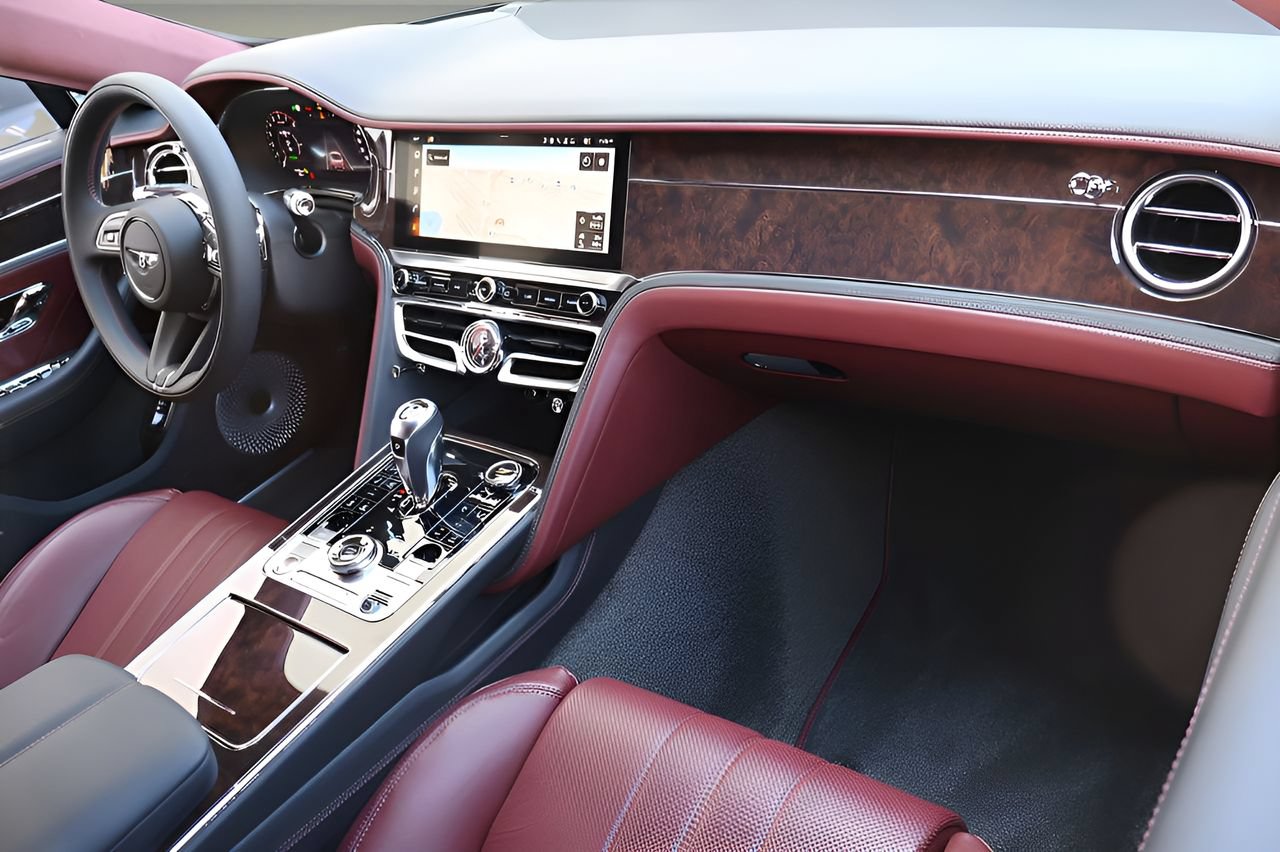 New 2026 Bentley Flying Spur Plug-In Hybrid AWD/4WD image 2
