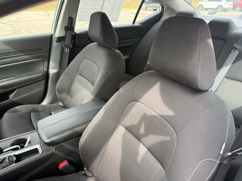 Used 2023 Nissan Altima 2.5 S image 3