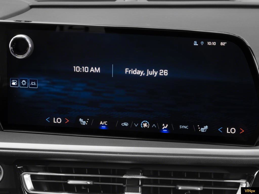 New 2026 Chevrolet Traverse LT w/ Driver Confidence Package AWD/4WD image 8