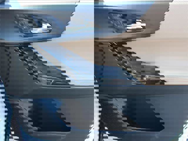 New 2026 Chevrolet Equinox ACTIV w/ Convenience Package III image 26