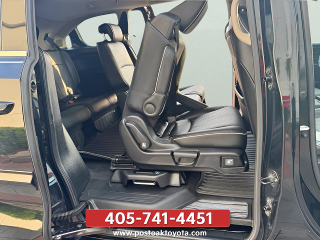 Used 2025 Honda Odyssey Elite image 20