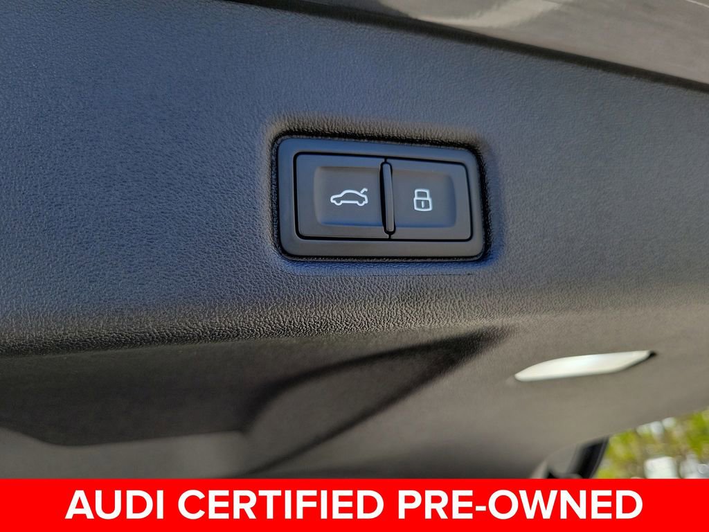 Certified 2025 Audi Q5 Premium w/ Convenience Package image 31