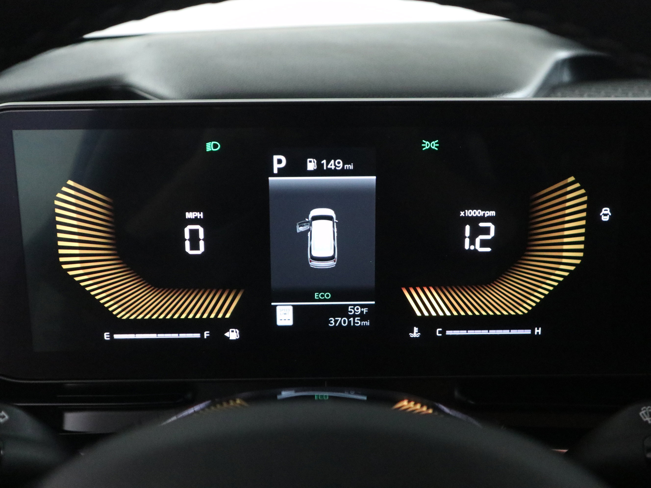 Used 2025 Kia Carnival image 17