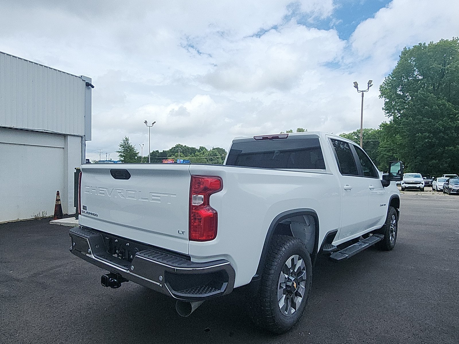 New 2026 Chevrolet Silverado 2500 LT w/ All Star Edition AWD/4WD image 5