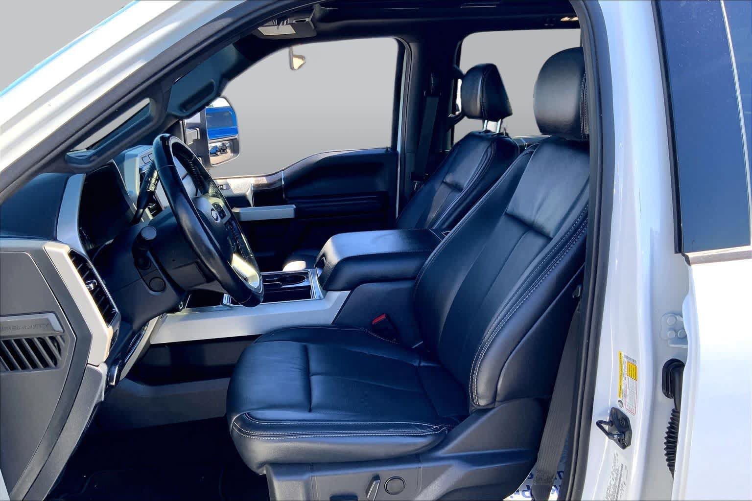 Used 2022 Ford F250 Lariat w/ Lariat Ultimate Package AWD/4WD image 8