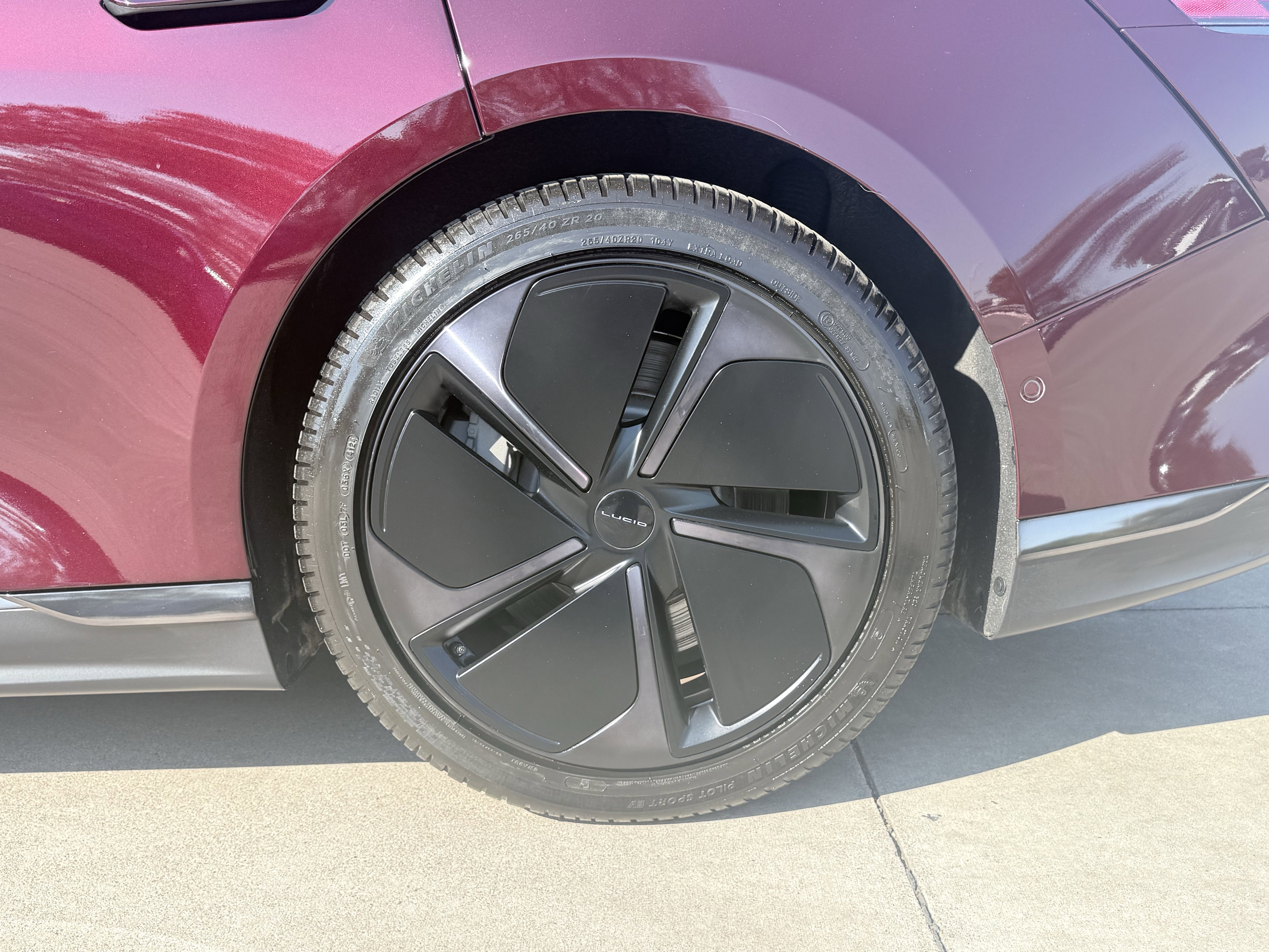 Used 2025 Lucid Air Touring AWD/4WD image 16