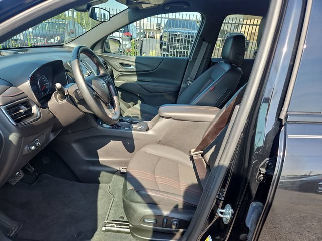 Used 2023 Chevrolet Equinox RS FWD image 9