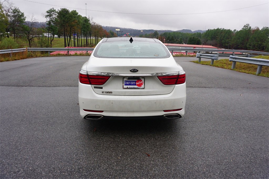 Used 2016 Kia K900 Luxury w/ Luxury VIP Package image 23