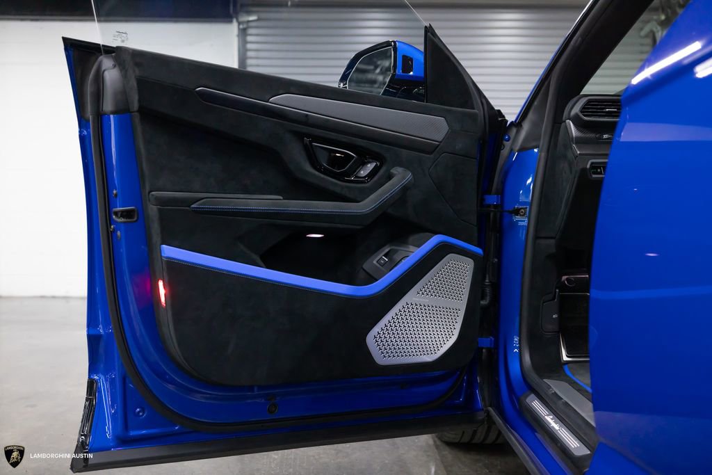 Used 2024 Lamborghini Urus Performante image 20