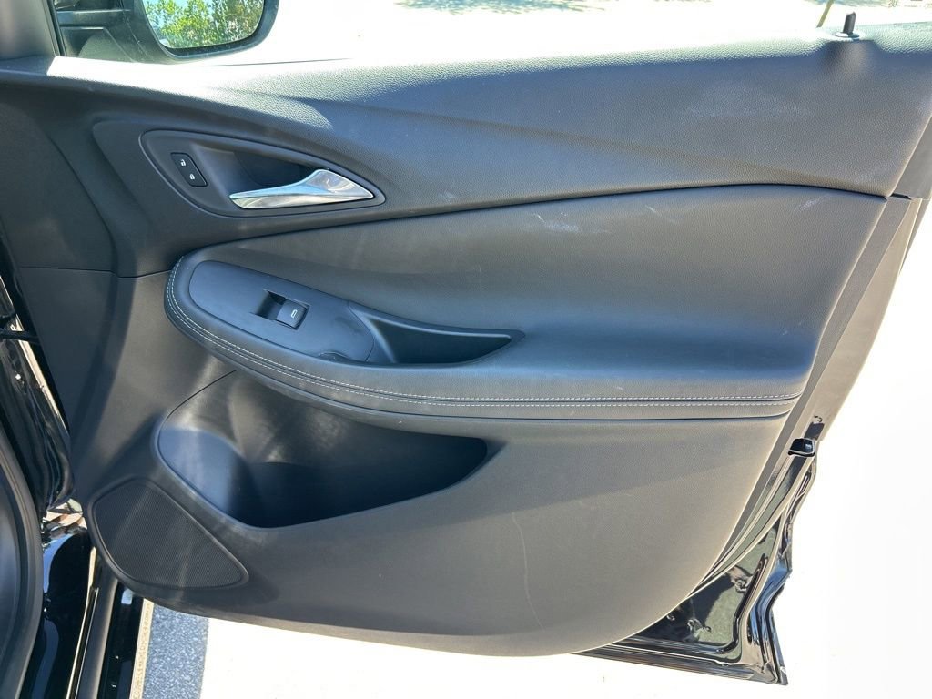 Used 2024 Buick Encore GX Sport Touring image 33