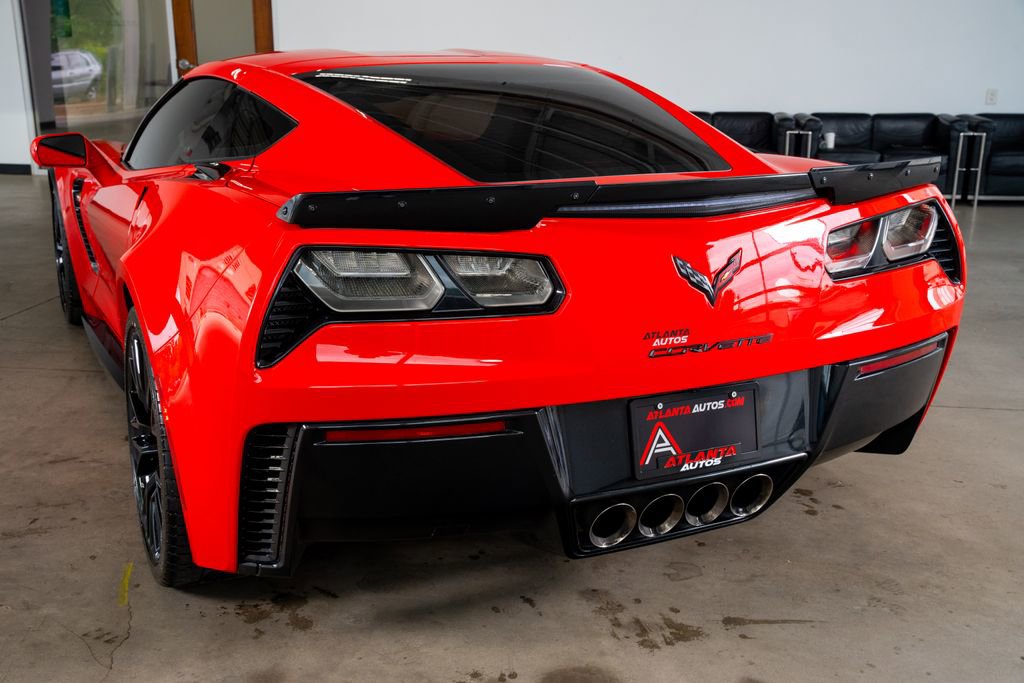 Used 2018 Chevrolet Corvette Z06 RWD image 19