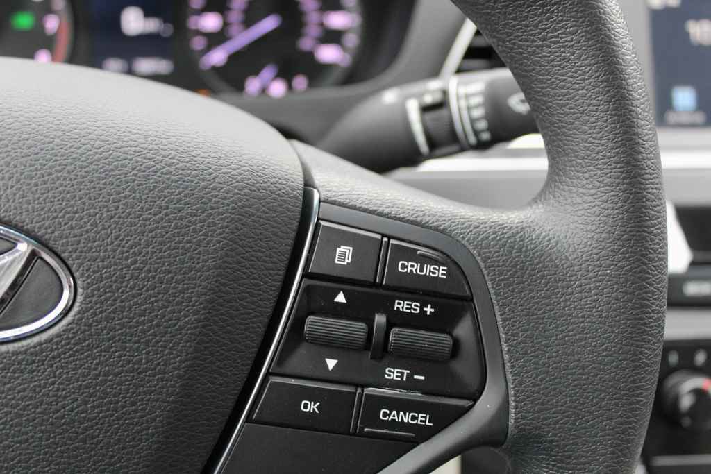 Used 2017 Hyundai Sonata SE image 16