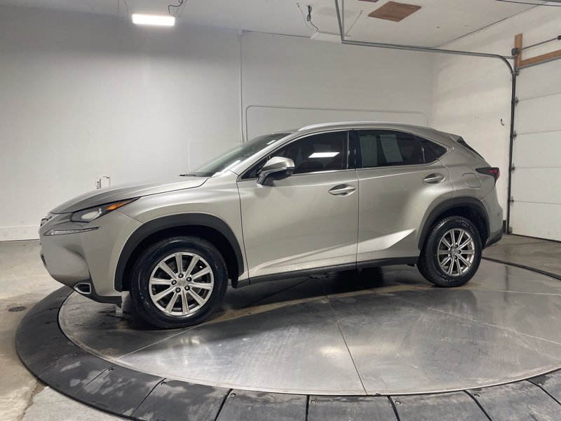 Used 2017 Lexus NX 200t FWD image 4