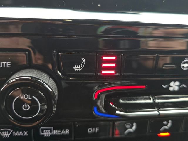 Certified 2023 Jeep Grand Cherokee L Laredo image 14