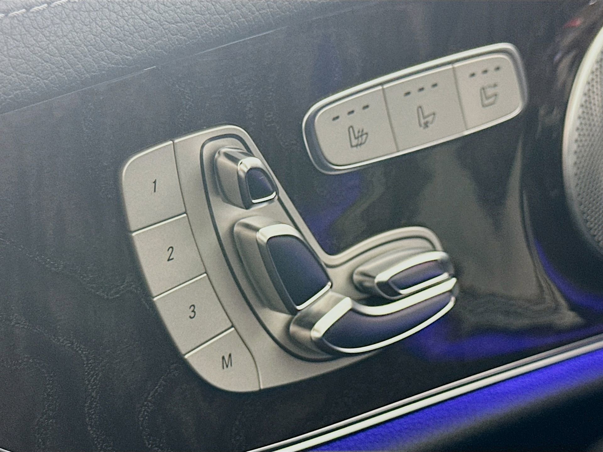 Certified 2018 Mercedes-Benz E 400 Cabriolet image 22