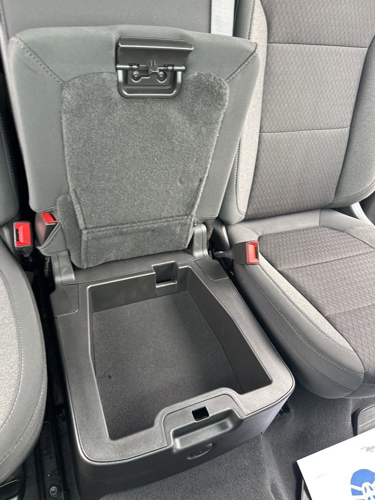 Used 2022 GMC Sierra 2500 SLE w/ SLE Value Package; image 17