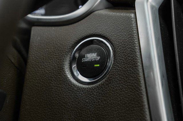 Used 2014 Cadillac SRX Luxury w/ Driver Awareness Package image 20