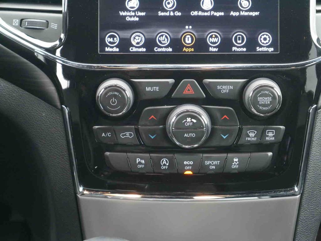 Used 2020 Jeep Grand Cherokee Altitude image 8