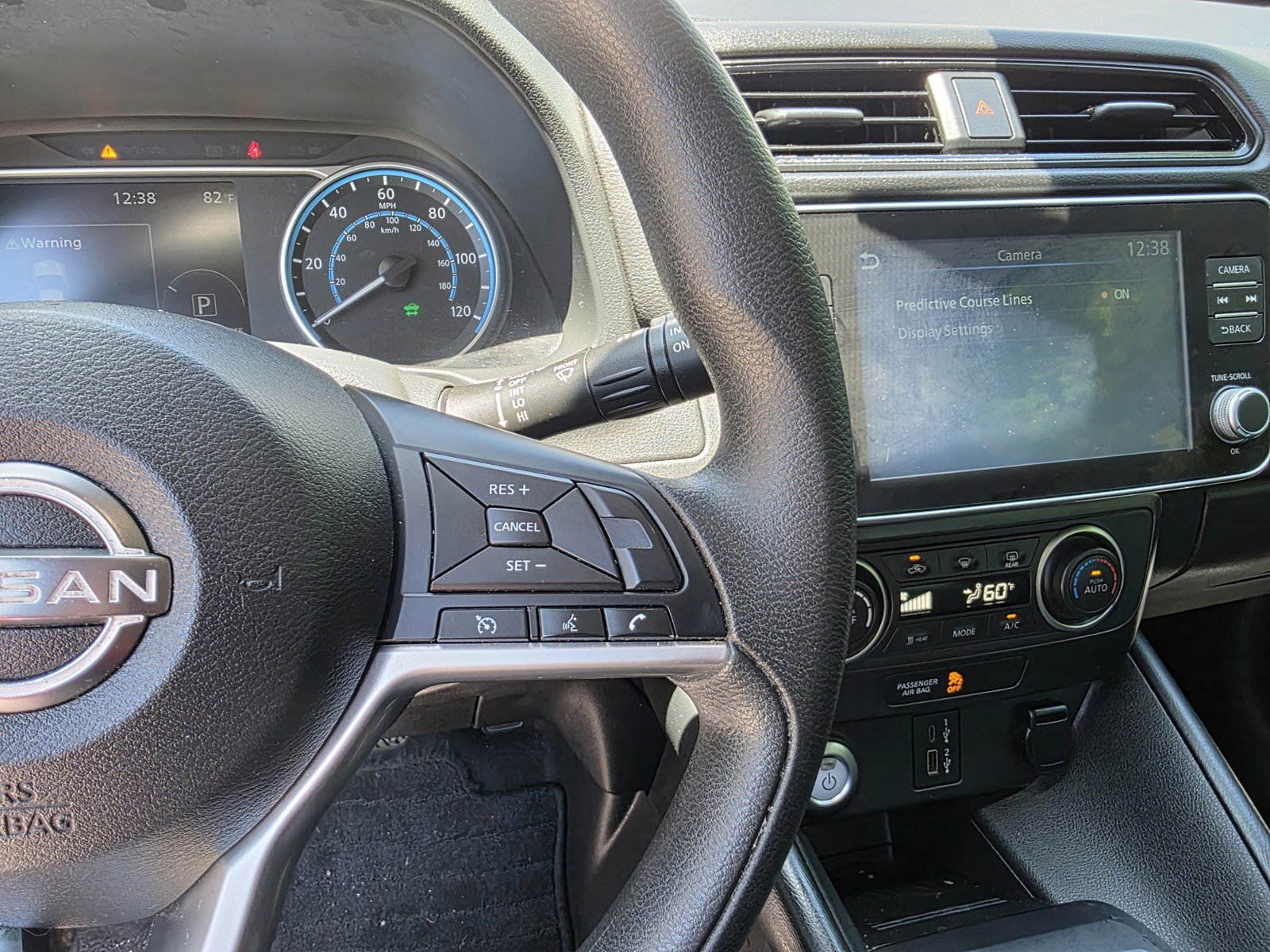Used 2024 Nissan Leaf S FWD image 14