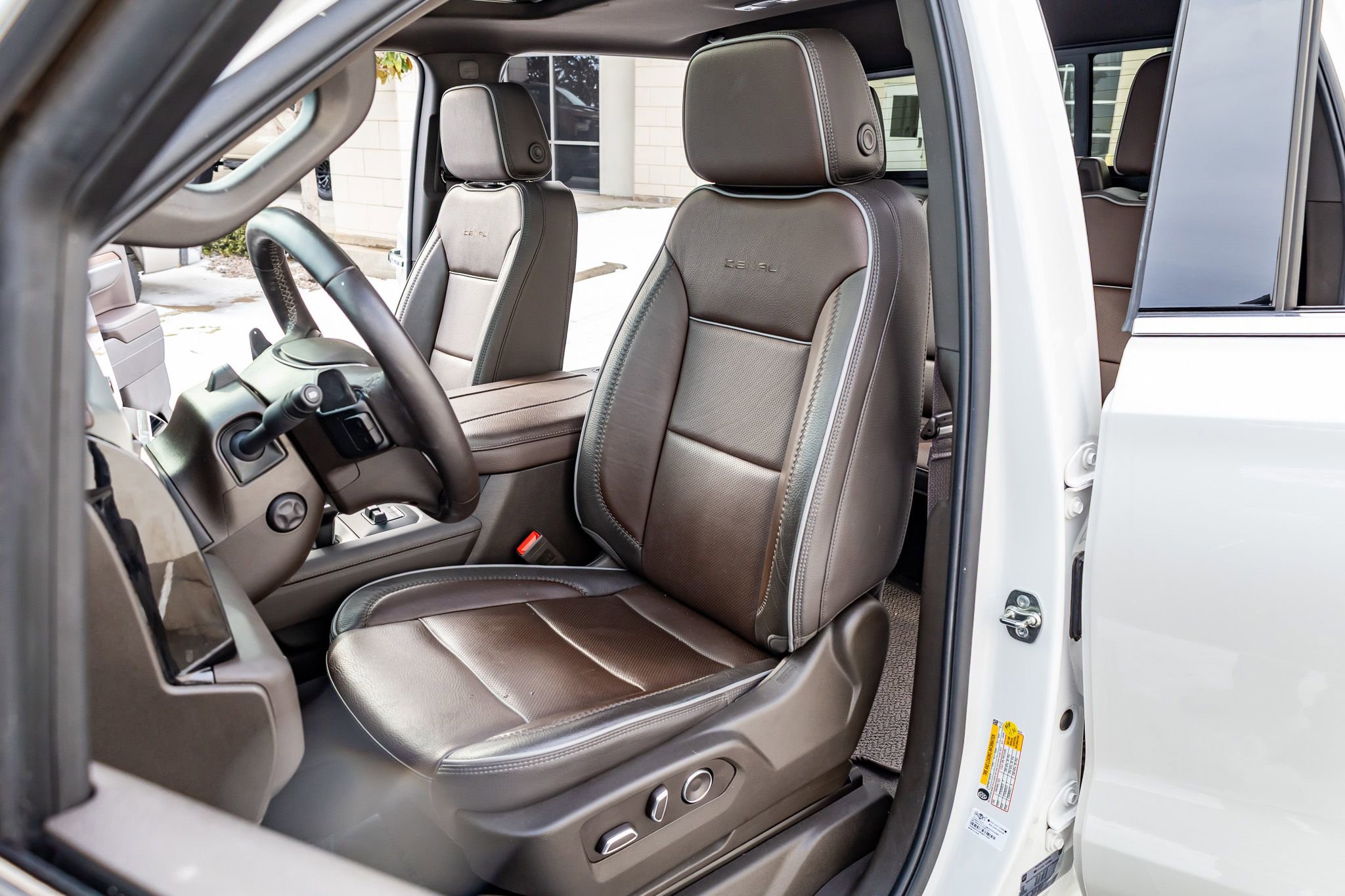 Used 2025 GMC Sierra 1500 Denali image 30