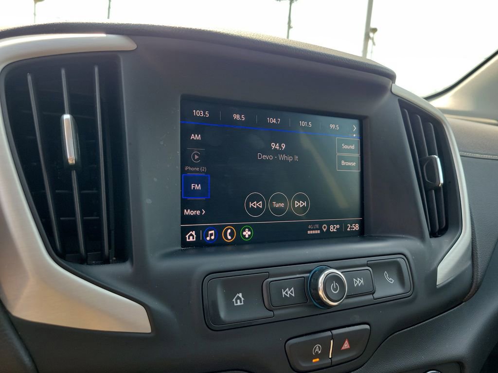 Used 2023 GMC Terrain SLE w/ Driver Convenience Package image 27